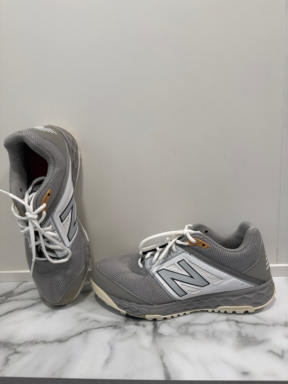 New Balance Fresh Foam 3000v4 Turf Grey baseball shoes size 10.5